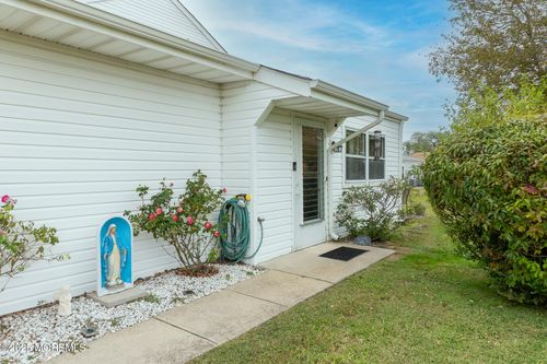 23 Mediterranean Ct, Barnegat, NJ, 08005-2519 | Card Image