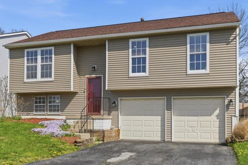 492 Courtright Dr, Pickerington, OH, 43147-1500 | Card Image