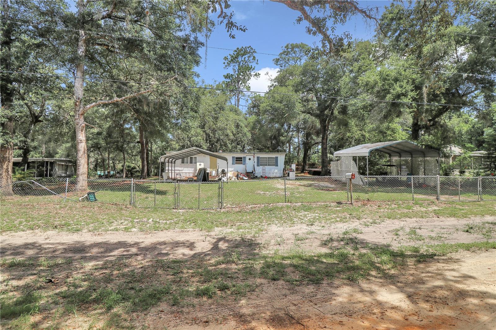 2nd Pl, Silver Springs, FL 34488