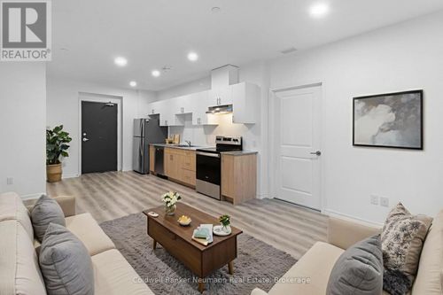 113-191 Elmira Road S, Guelph (Willow West/Sugarbush/West Acres), ON, N1K0E5 | Card Image