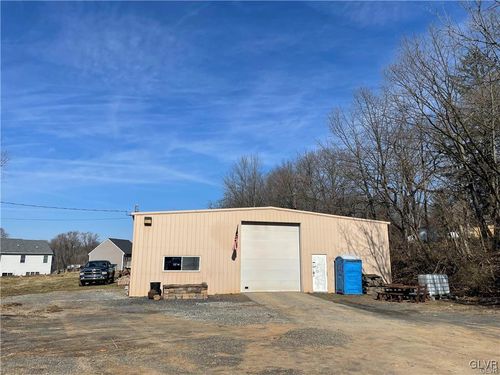 warehouse-101 E Station Avenue, Coopersburg Boro, PA, 18036 | Card Image