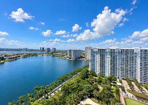2110e-2851 Ne 183rd St, Aventura, FL, 33160-2140 | Card Image