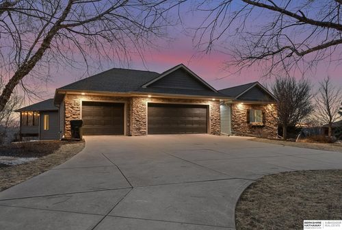 853 Skyline Dr, Blair, NE, 68008-1830 | Card Image