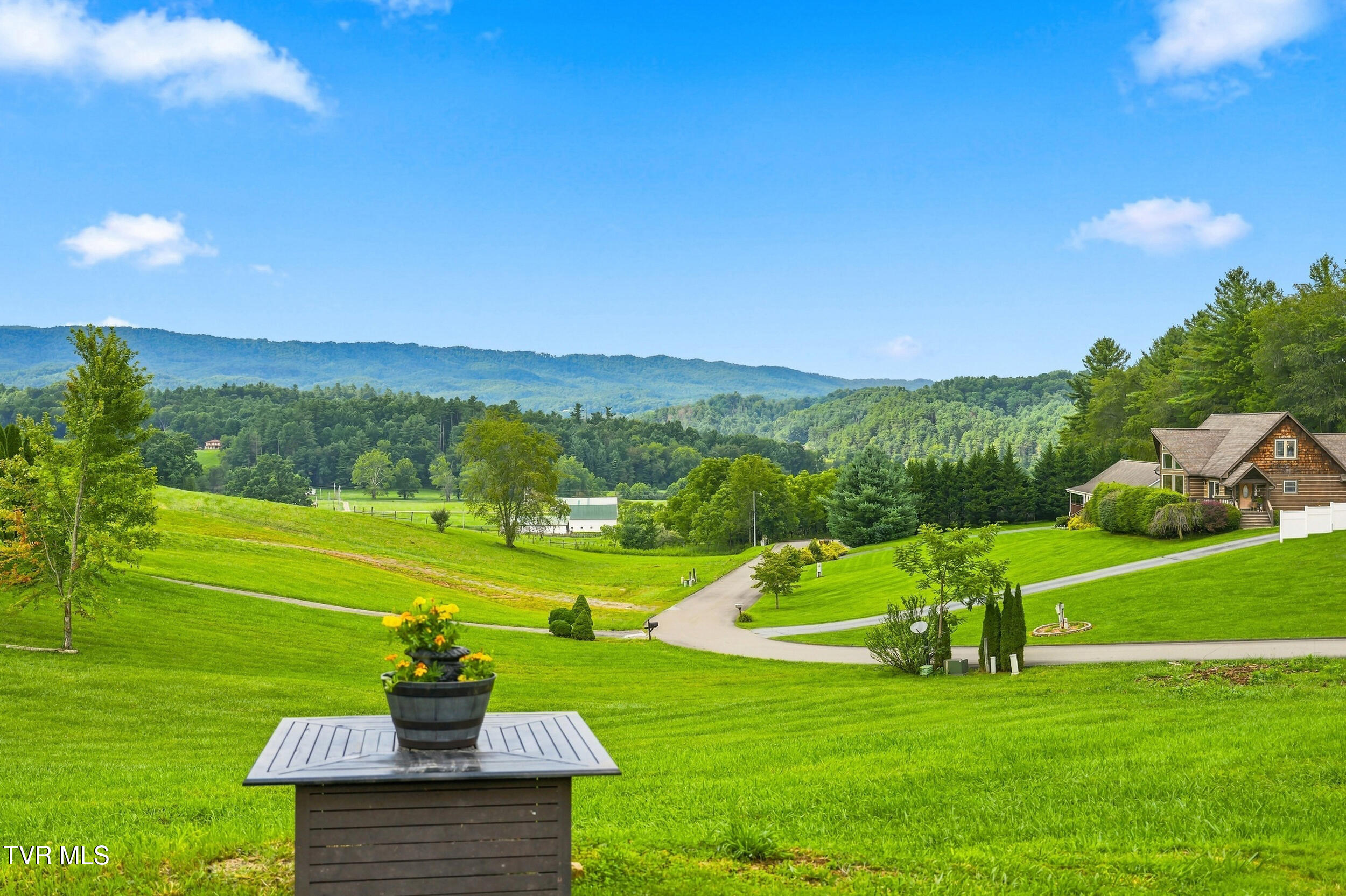 Residential in Mountain City 2