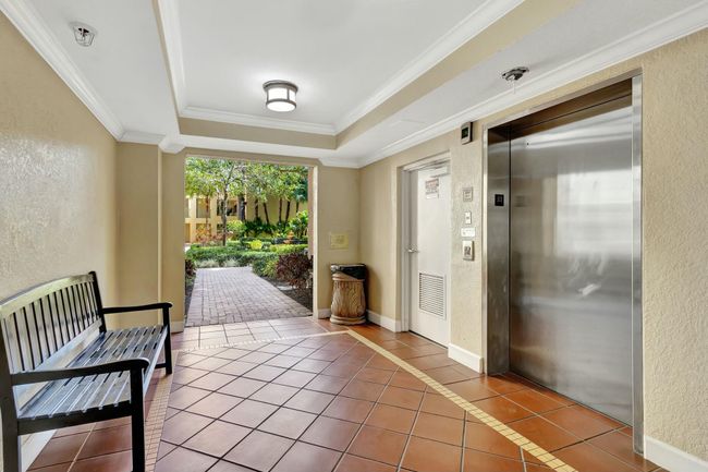 APT-223 - 630 S Sapodilla Ave, Condo with 1 bedrooms, 1 bathrooms and null parking in West Palm Beach FL | Image 32