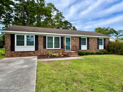 219 Stratford Rd, Havelock, NC, 28532-9582 | Card Image