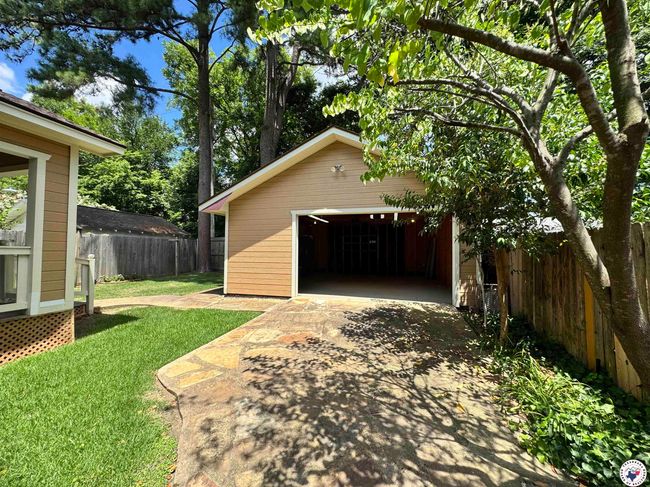 2504 Walnut St, House other with 2 bedrooms, 2 bathrooms and null parking in Texarkana TX | Image 19