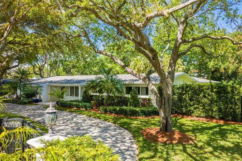 6601 Chapman Field Dr, Pinecrest, FL, 33156-5523 | Card Image