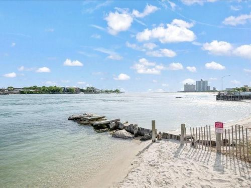 157 Beach 5th St, Far Rockaway, NY, 11691-1408 | Card Image