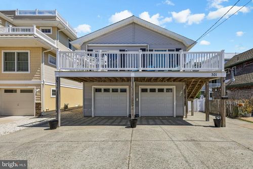 301 W 18th St, Ship Bottom, NJ, 08008-4421 | Card Image