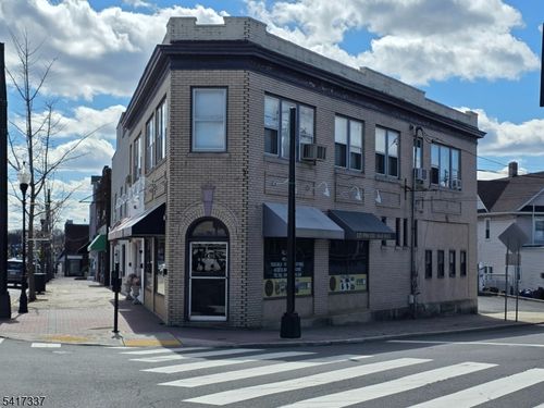 200 S Main St, Manville, NJ, 08835-1806 | Card Image