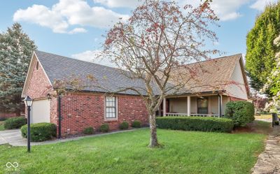 10935 President Circle, House other with 2 bedrooms, 2 bathrooms and null parking in Indianapolis IN | Image 2