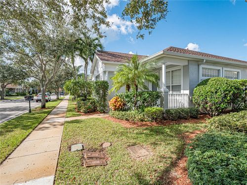 7652 15th St, Vero Beach, FL, 32966-1225 | Card Image