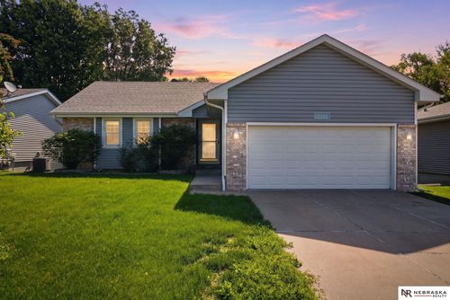 4008 N 8th Street, Lincoln, NE, 68521 | Card Image