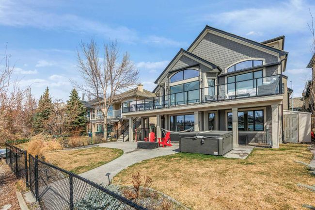 86 Chapala Crescent Se, Home with 5 bedrooms, 3 bathrooms and 5 parking in Calgary AB | Image 39