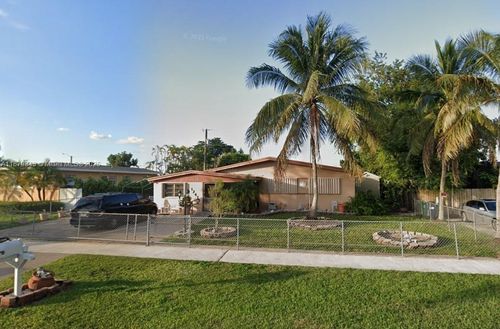 12471 Sw 190th Ter, Miami, FL, 33177-3833 | Card Image