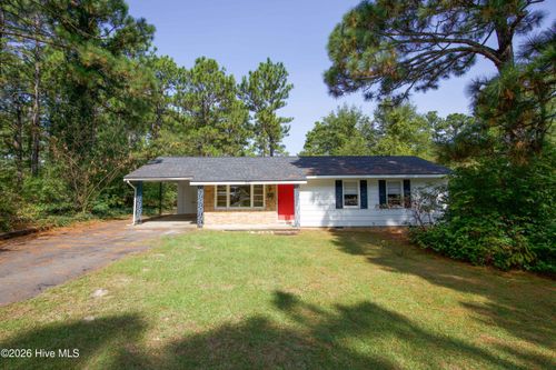 700 S Hardin St, Southern Pines, NC, 28387-4410 | Card Image