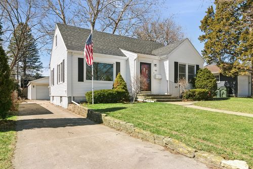 142 S Fremont St, Palatine, IL, 60067-6210 | Card Image