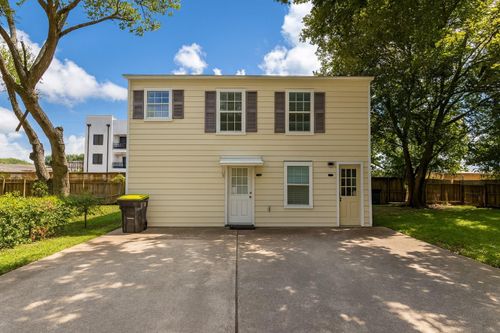 422 W Burleson St, Wharton, TX, 77488-5410 | Card Image