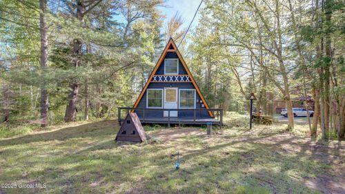 103 Pinecone Ln, Lake Pleasant, NY, 12108-7701 | Card Image