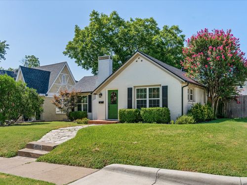 4039 El Campo Ave, Fort Worth, TX, 76107-4408 | Card Image
