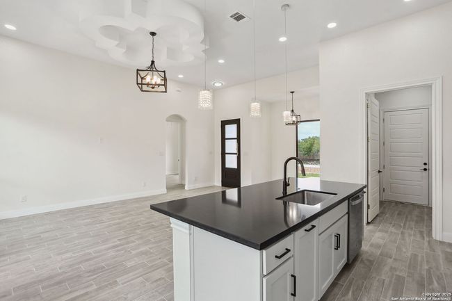 1307 Rimrock Cv, House other with 3 bedrooms, 2 bathrooms and null parking in Spring Branch TX | Image 5