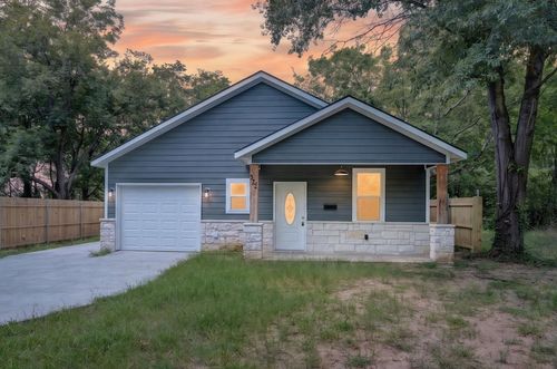 373 5th St Nw, Paris, TX, 75460-4146 | Card Image