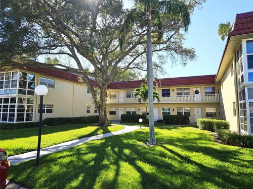 apt-202-17 Vista Palm Ln, VERO BEACH, FL, 32962-0817 | Card Image