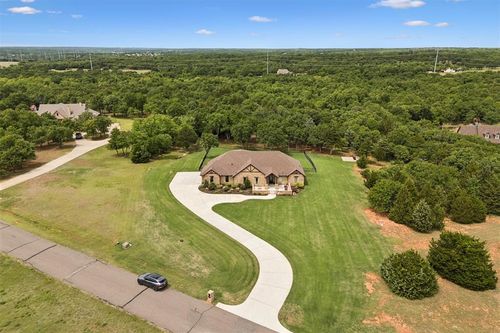 13281 Rock Hollow Circle, Arcadia, OK, 73007 | Card Image