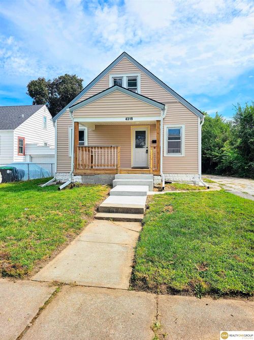 4319 N 32nd St, Omaha, NE, 68111-2711 | Card Image