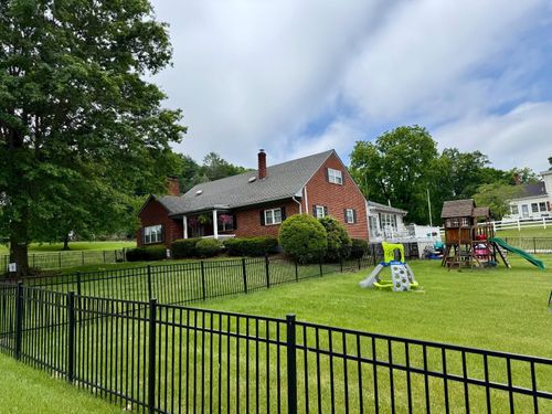 422 Main St, New Castle, VA, 24127-6404 | Card Image