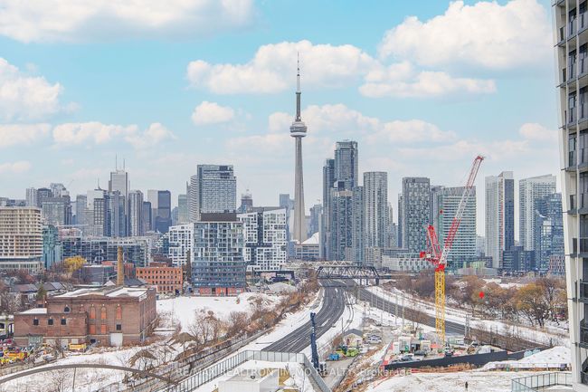 811 - 50 Ordnance St, Condo with 3 bedrooms, 2 bathrooms and 1 parking in Toronto ON | Image 42