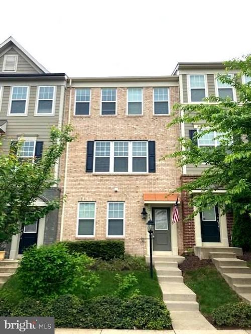 44071 Eastgate View Dr, CHANTILLY, VA, 20152-6121 | Card Image