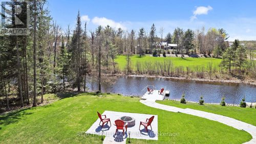 8 Knowles Cres, Seguin, ON, P0C1J0 | Card Image