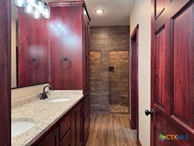 133 E Mc Anelly Ln, House other with 3 bedrooms, 2 bathrooms and null parking in Lometa TX | Image 5