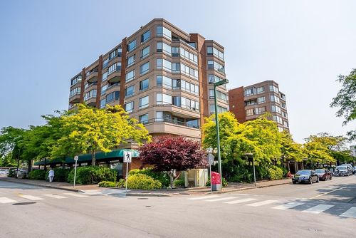 102-15111 Russell Ave, White Rock, BC, V4B2P4 | Card Image