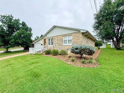 413 Bredall St, Perryville, MO, 63775-2768 | Card Image