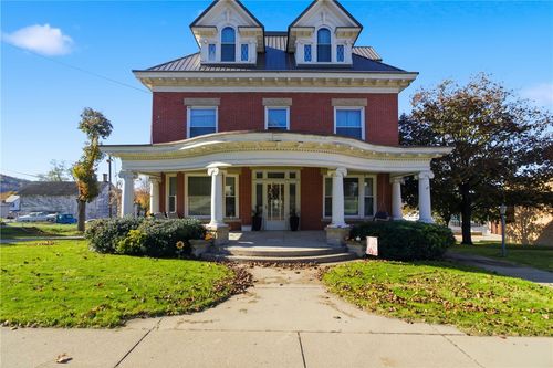 607 E Main St, Reynoldsville, PA, 15851-1336 | Card Image