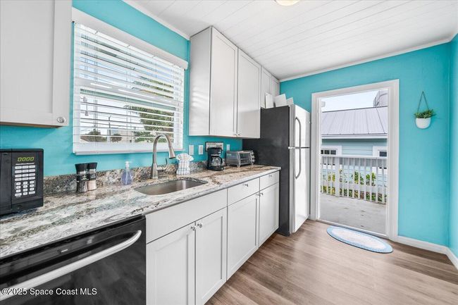 111 S Atlantic Ave, Home with 5 bedrooms, 4 bathrooms and null parking in COCOA BEACH FL | Image 34