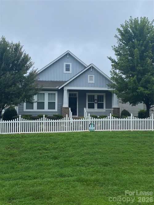 4221 Courtly Ln, Belmont, NC, 28012-0038 | Card Image