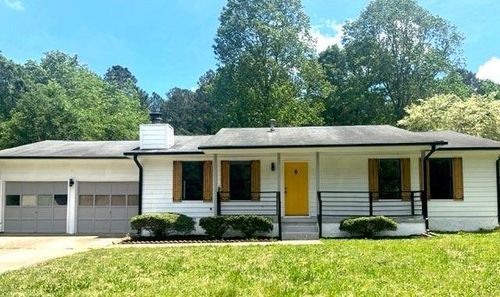 8156 Sunnydale Ln, Jonesboro, GA, 30236-3768 | Card Image