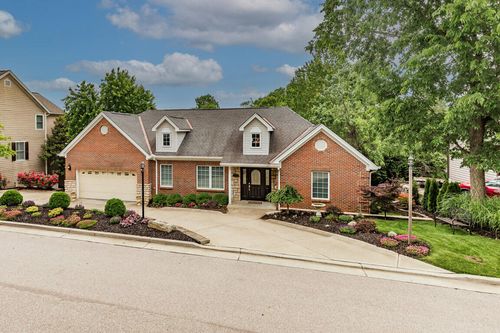 1025 Jackson Rd, Park Hills, KY, 41011-1911 | Card Image