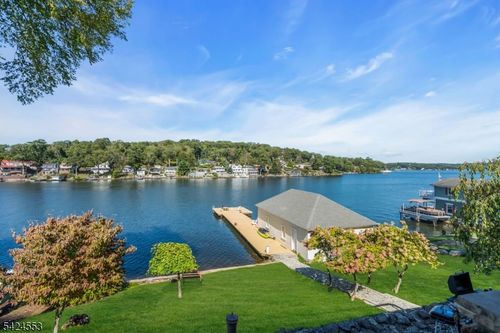 363 Lakeside Blvd, Hopatcong, NJ, 07843-1621 | Card Image
