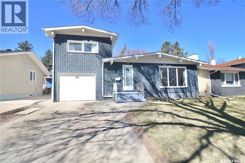 3920 Montague St, Regina, SK, S4S3J5 | Card Image
