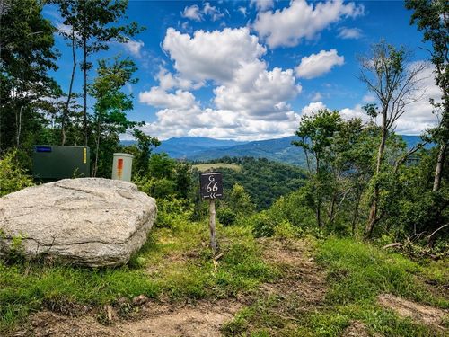 G-66 White Eagle Trl, Banner Elk, NC, 28604 | Card Image