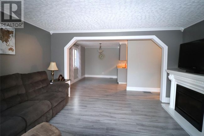 9 Oak Cres, House other with 3 bedrooms, 1 bathrooms and null parking in Cormack NL | Image 18