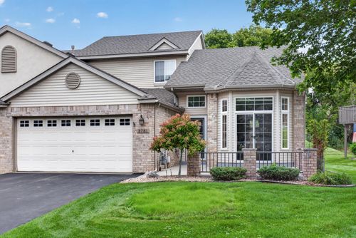 3781 Burgundy Dr, Eagan, MN, 55122-3165 | Card Image