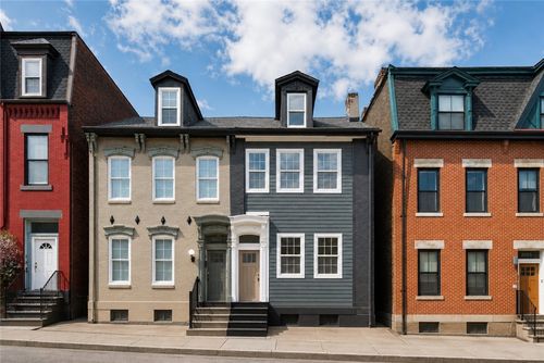 2013 Forbes Ave, Pittsburgh, PA, 15219-5804 | Card Image