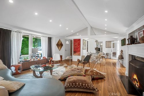 3442 Laurel Canyon Blvd, Studio City, CA, 91604 | Card Image