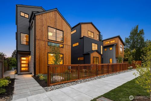 3932 S Angeline St, Seattle, WA, 98118-1714 | Card Image